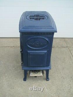Jotul 3 Classic Vent Free Natural Gas 20,000 BTUH Room Heater Used